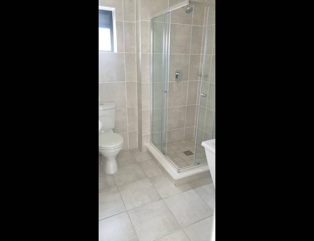 1 BEDROOM PROPERTY TO RENT IN GREENBAY ECO ESTATE